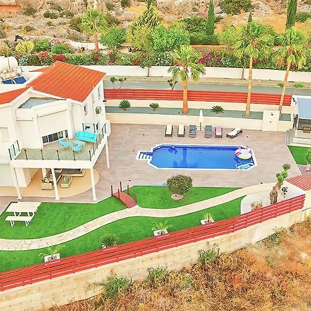 Villa Prasino Коръл бей Екстериор снимка