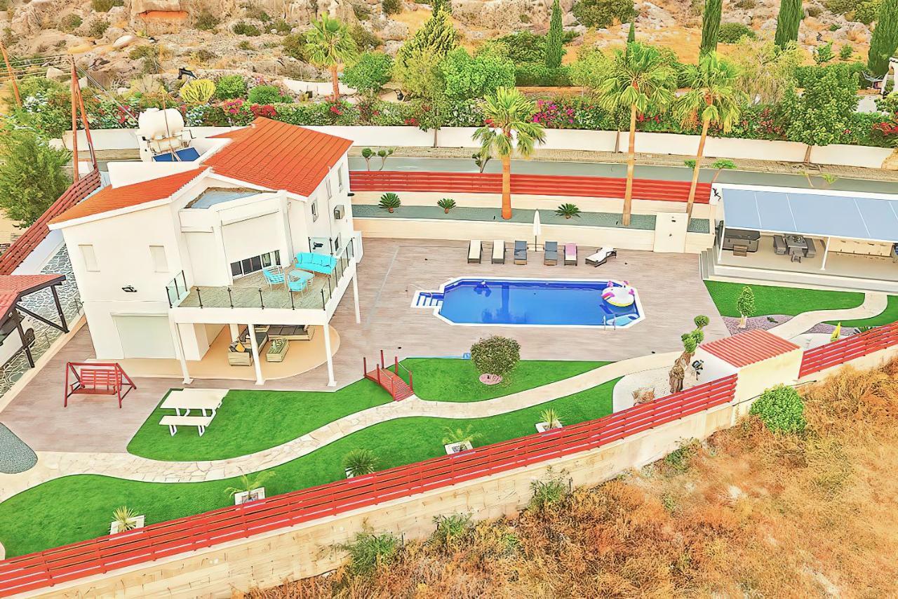 Villa Prasino Коръл бей Екстериор снимка