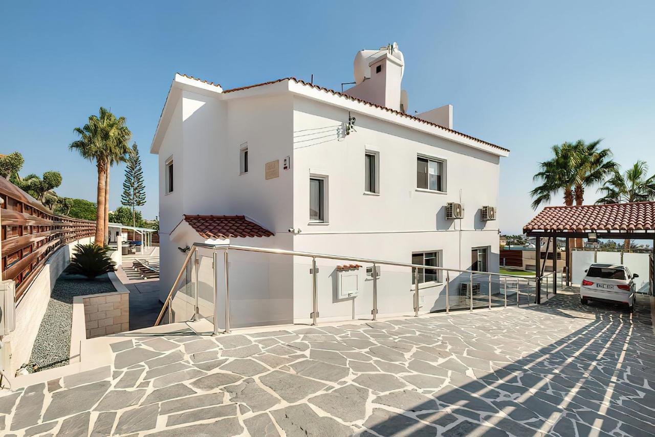 Villa Prasino Коръл бей Екстериор снимка