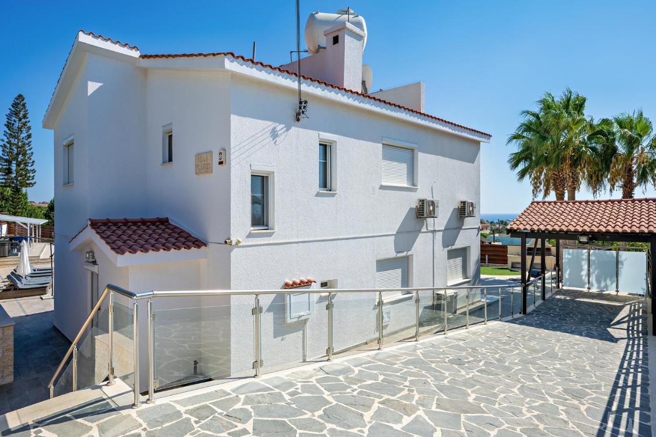 Villa Prasino Коръл бей Екстериор снимка